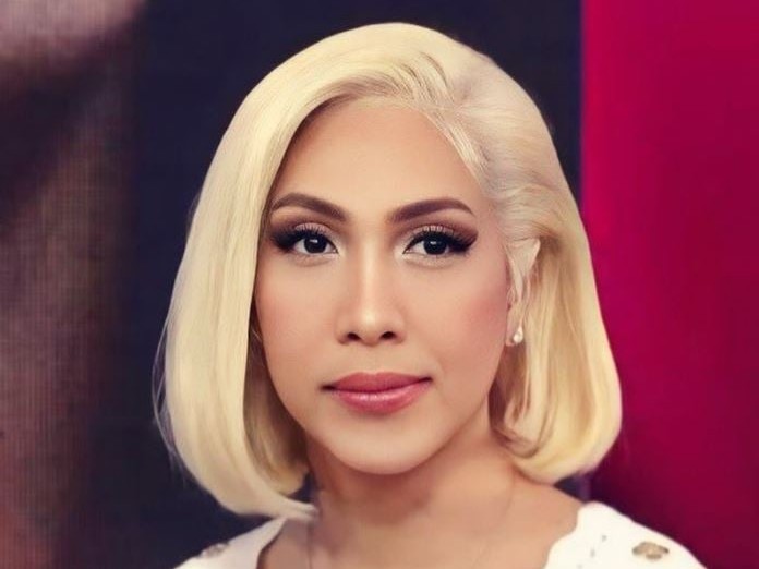 Fan lambasts Vice Ganda over 'Rene Baterbonia' pose