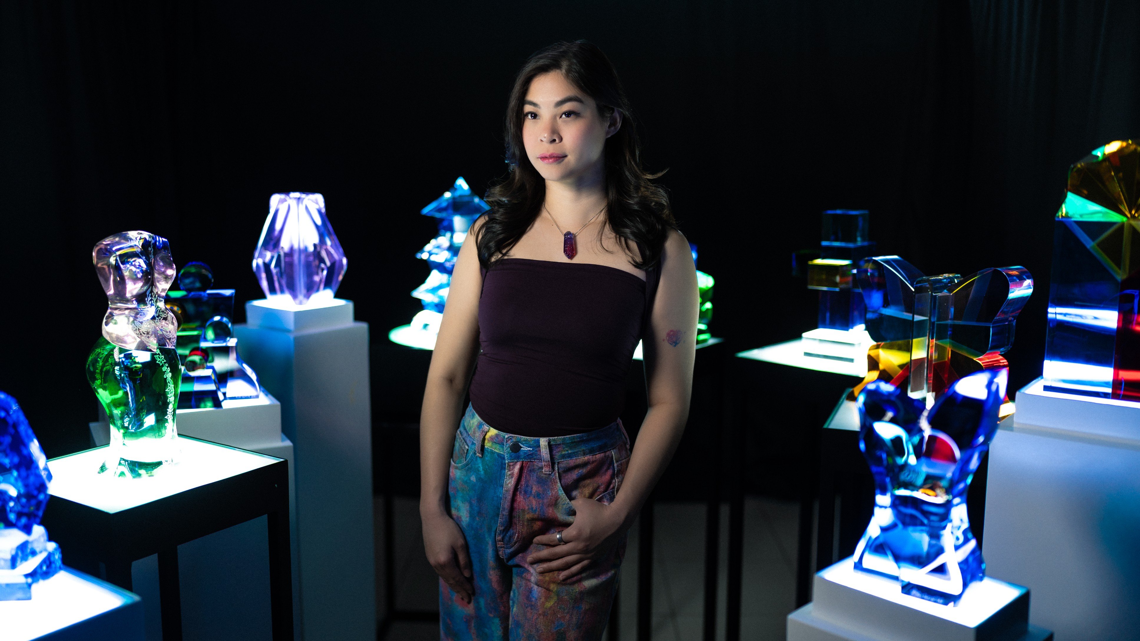 Anna Orlina reflects on identity through glass