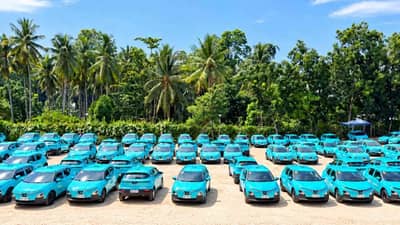 ROWS of VinFast electric taxis stand ready as Green GSM expands its service across Northern Mindanao.