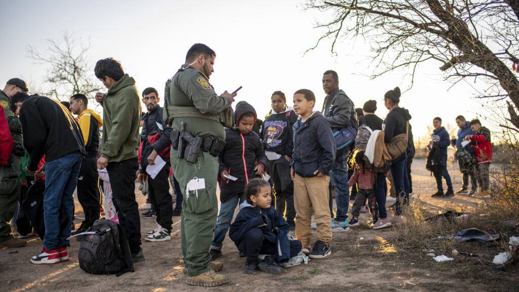 Migrant children face deportation
