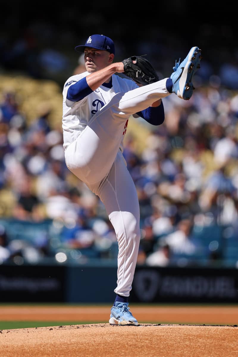 Mercury rising: Red-hot Dodgers crush Braves in playoff opener