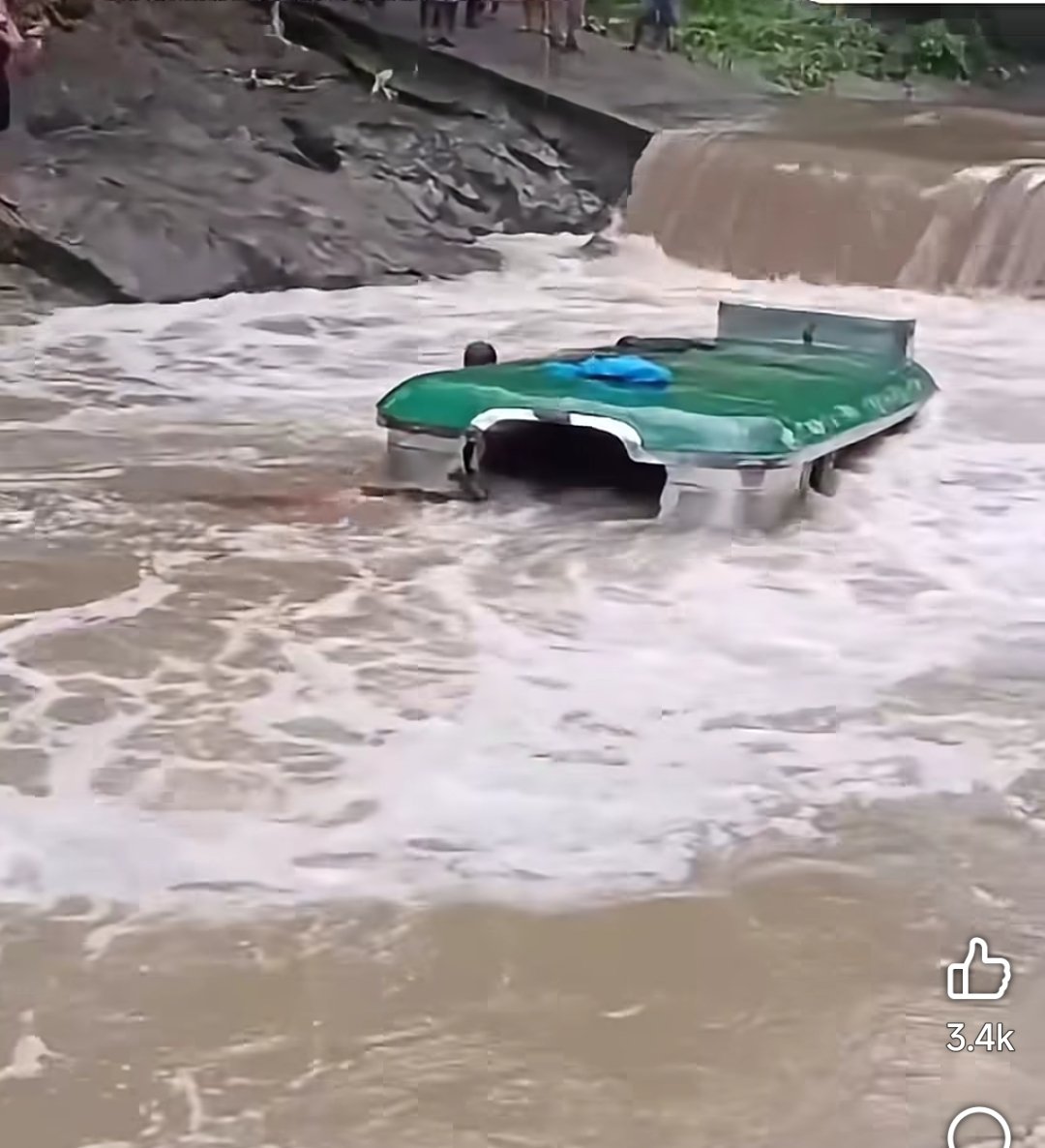 Two missing after jeep swept by Batangas floodwaters