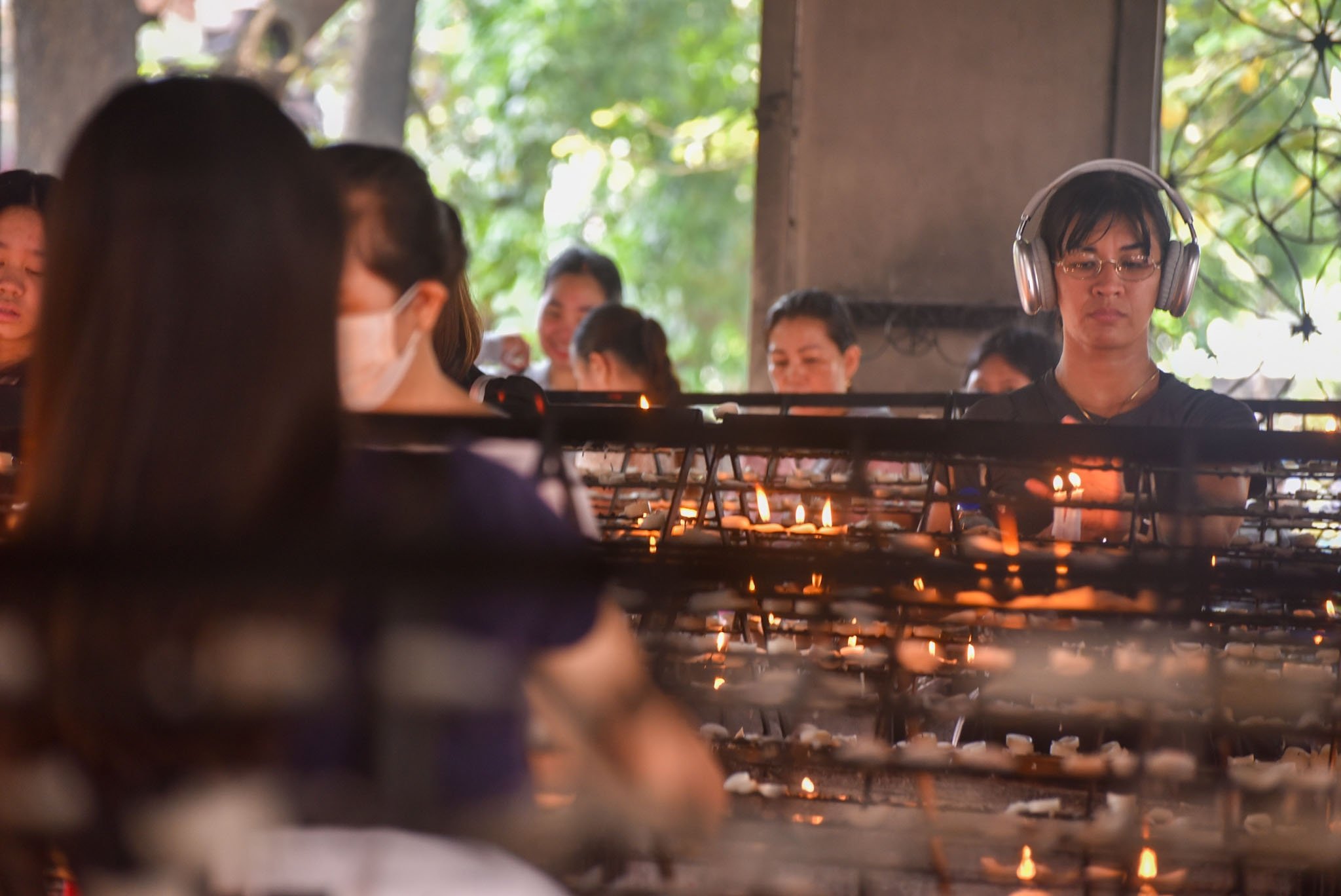 Catholics flock to Baclaran Church for the 1st Sunday Mass in October