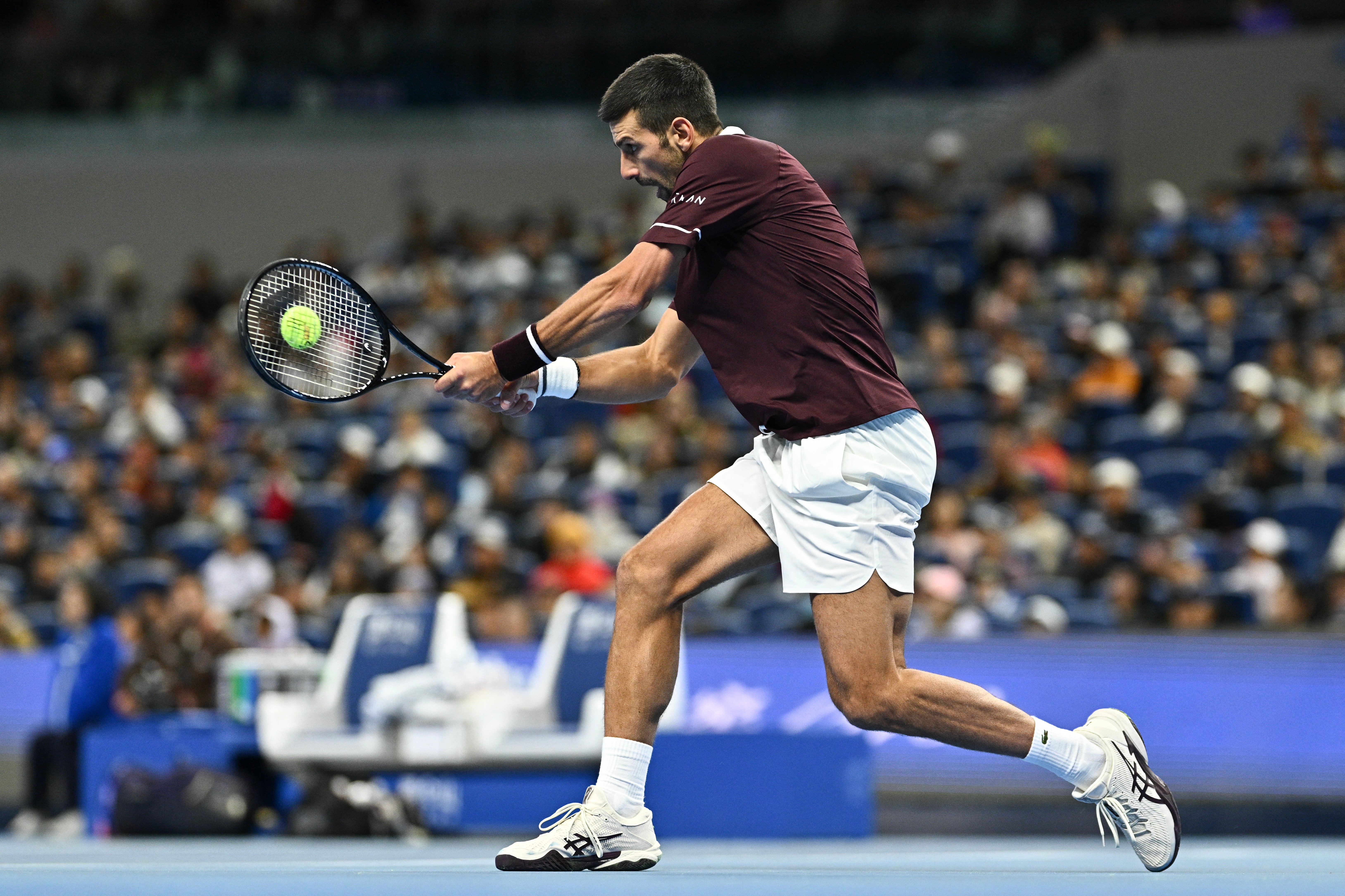 Vintage Djokovic sends Zverev packing 