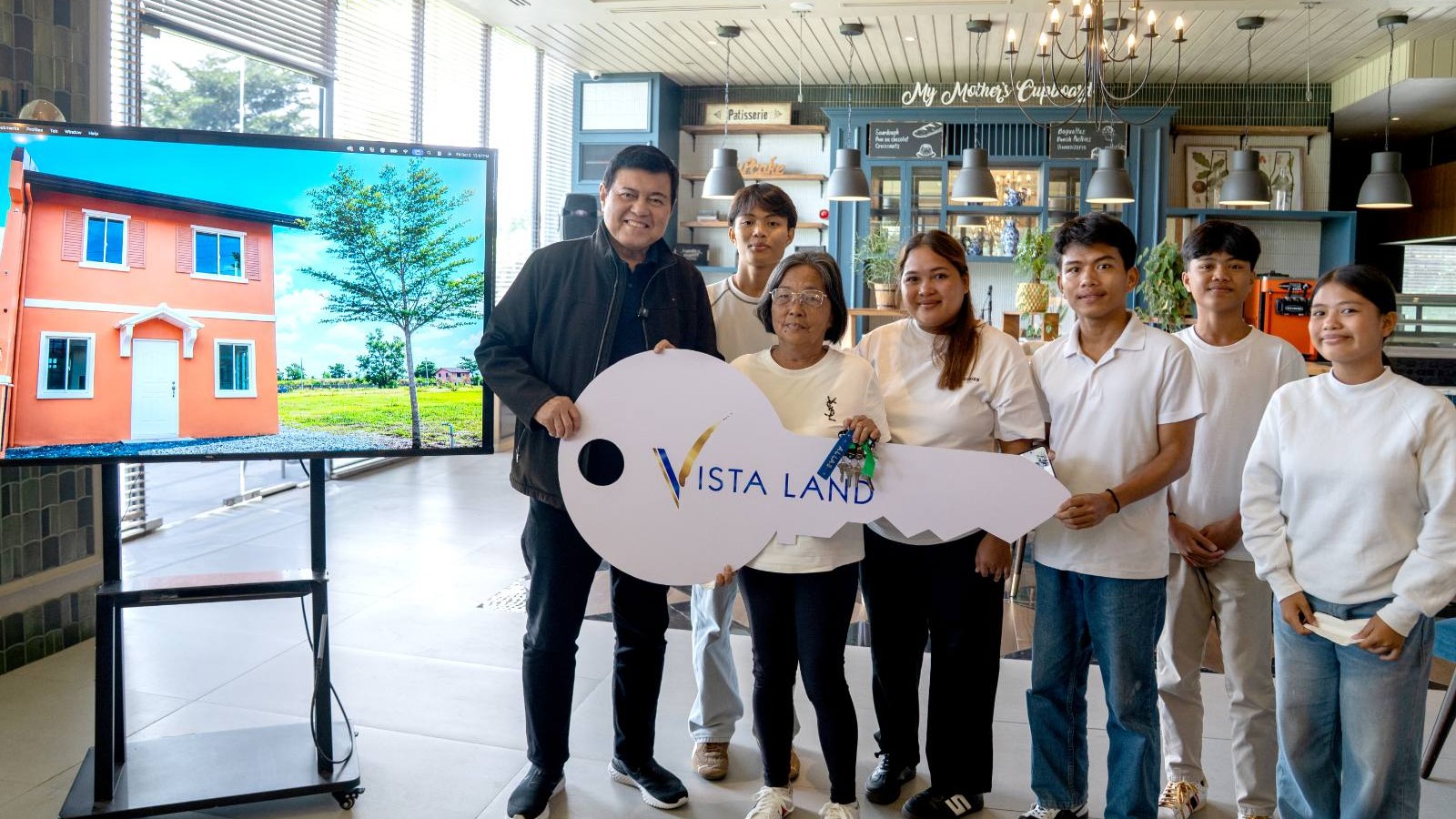 Villar gives orphaned OFW children new home, new hope in Palawan