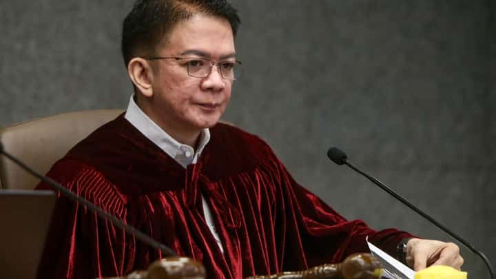 Senate impeachment court presiding officer Sen. Francis “Chiz” Escudero