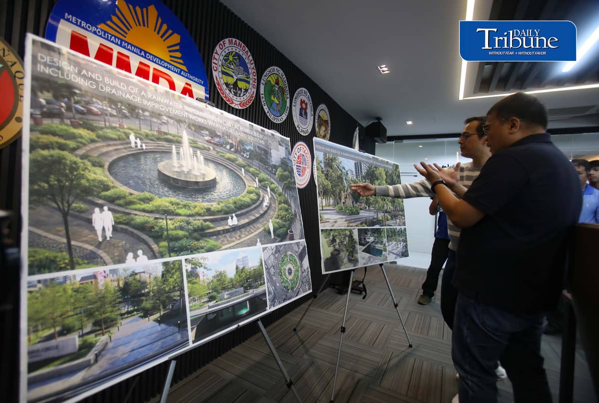 (October 06 2026) Metropolitan Manila Development Authority MMDA Chairman Atty. Don Artes and Manila City Mayor Isko Moreno sign the memorandum agreement for the implementation of nature-based solutions which include the design and construction of rainwater impounding facilities at three identified locations in the City of Manila, on Tuesday October 6 2026, the project is to help mitigate chronic flooding in the City. Photo/Analy Labor