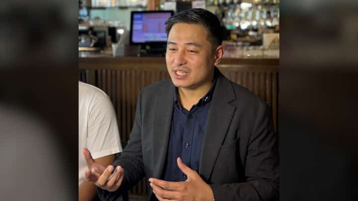 GCASH general manager for Wealth Management Darvin Sy Su discusses the company’s push for responsible investing during a working luncheon in Bonifacio Global City.