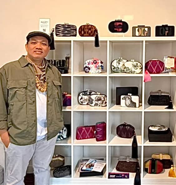 CHRIS Gomez of Chris Gomez Design Studio.