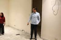 EMPTY office Senate President Win Gatchalian inspects the office vacated by Sen. Jinggoy Estrada on Tuesday. Estrada’s camp said the office was turned over bare to Senate President Pro Tempore Vicente Sotto III as part of standard practice.