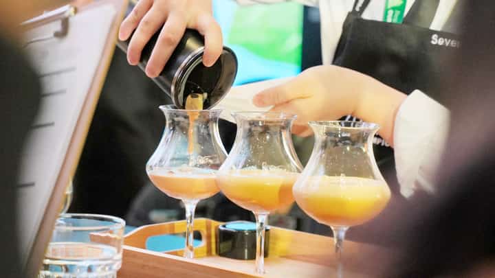 SEVEN'S winning signature beverage, ‘Citrus Horizons.’