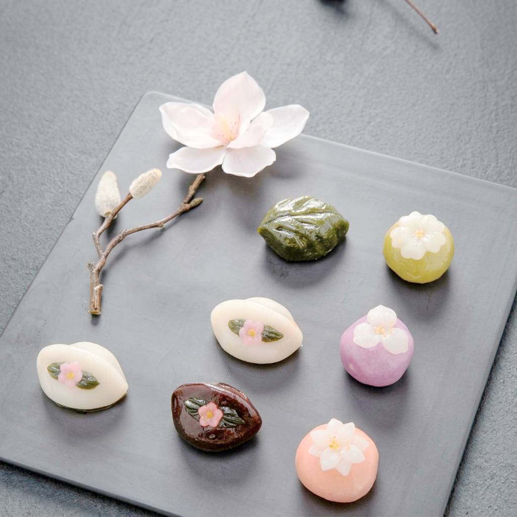 HALF moon shaped rice cakes.