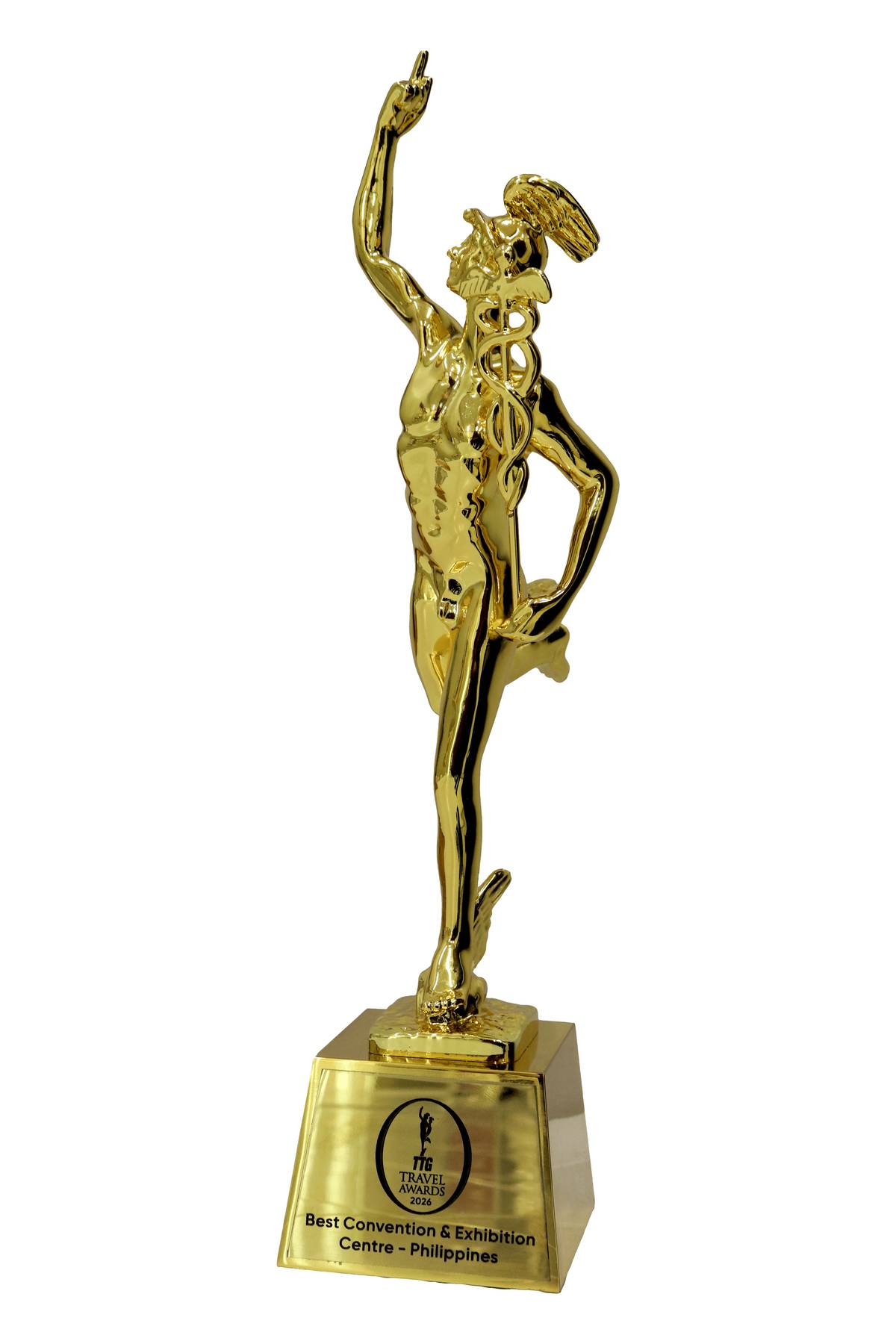 The TTG Travel Awards 2026 trophy presented to SMX Convention Center.