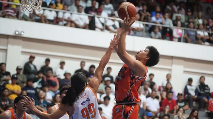 CHOLO Añonuevo shines, leading the Quezon Huskers to an 88-55 win over Zamboanga in Game 1 of their MPBL 2026 Season best-of-three quarterfinal series on Wednesday.