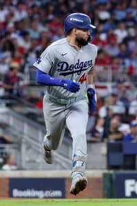 Andy Pages delivers a go-ahead two-run single in the seventh inning to lift the Los Angeles Dodgers to a 4-1 win over the Atlanta Braves to advance to the National League playoffs.