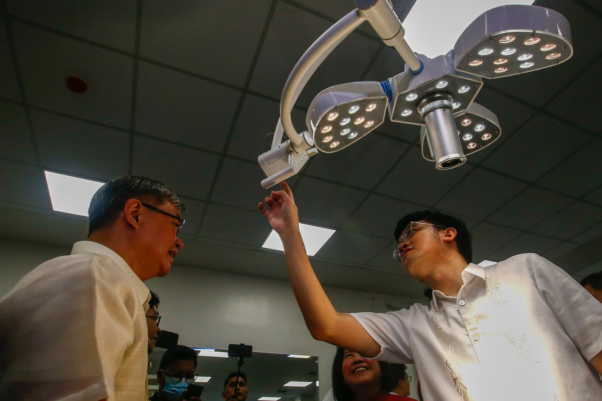 DBM Acting Secretary inspects facilities at UP Manila