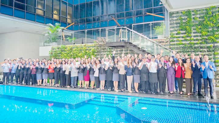 SAVOY Hotel Manila wins big as Asia’s leading airport hotel.