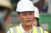 DoTr mulls bus permits as LRT-2 train shortage bites