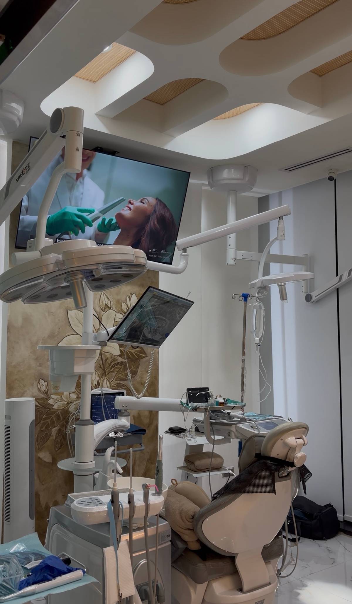 URBAN Smiles NEO brings Filipino craftsmanship and hospitality into the dental experience, offering a comfort-focused approach at its flagship branch.