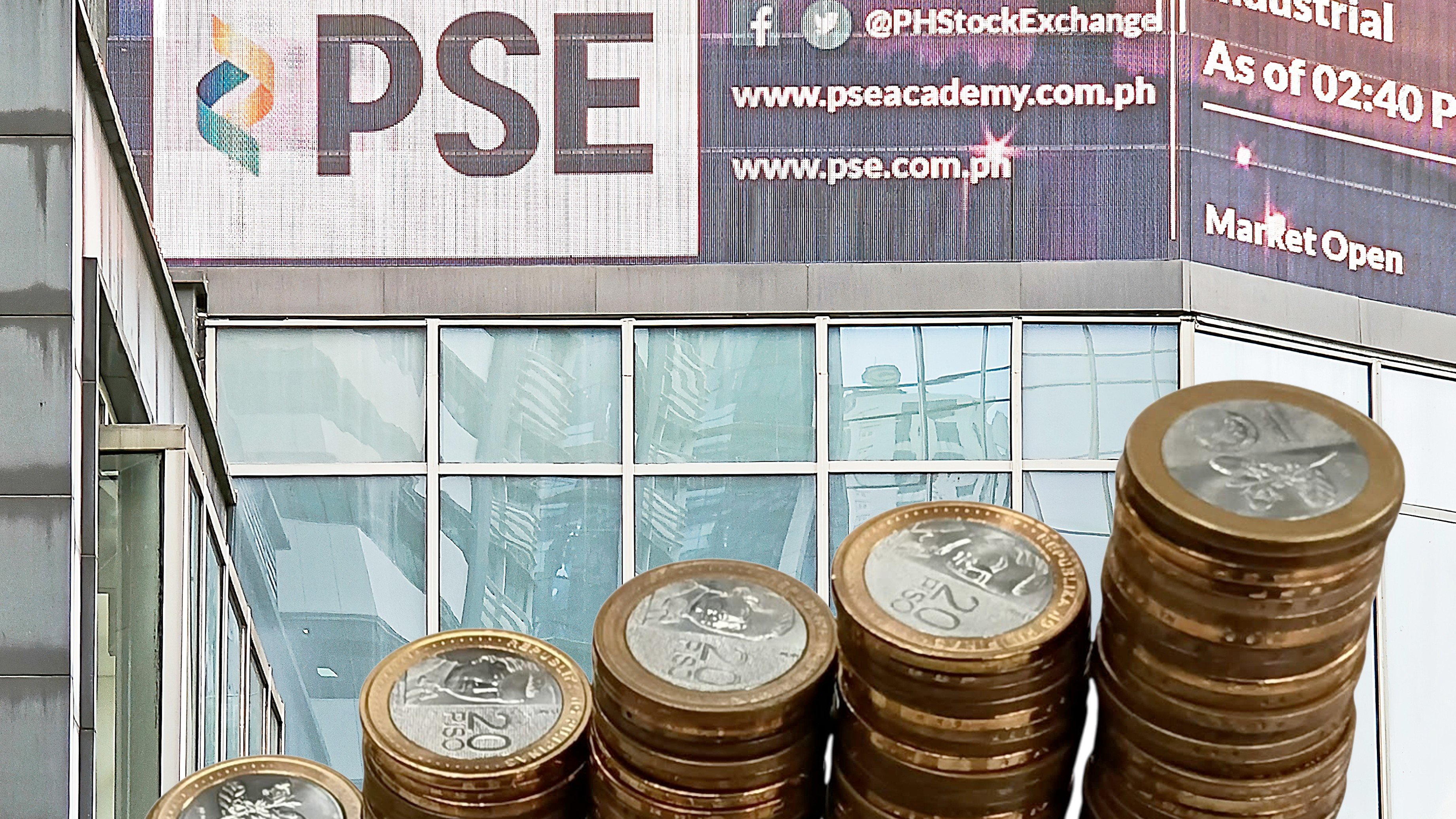 PSEi retakes 5,700 as peso strengthens from record low