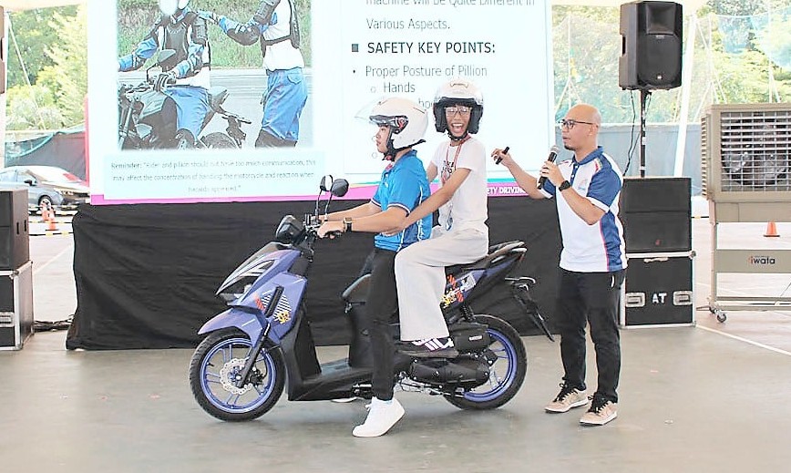 Honda teaches road safety in 11 schools