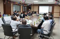 ABOITIZ InfraCapital Airports head of Tourism and Destination Marketing Blessie Cruz (standing) discusses the role of Bohol-Panglao International Airport, operated by Aboitiz InfraCapital Bohol Corp., in supporting the province’s tourism growth.