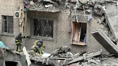 Trump urges Zelensky replacement
as diesel row rages