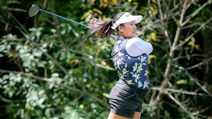 Bisera recovers, opens with 68