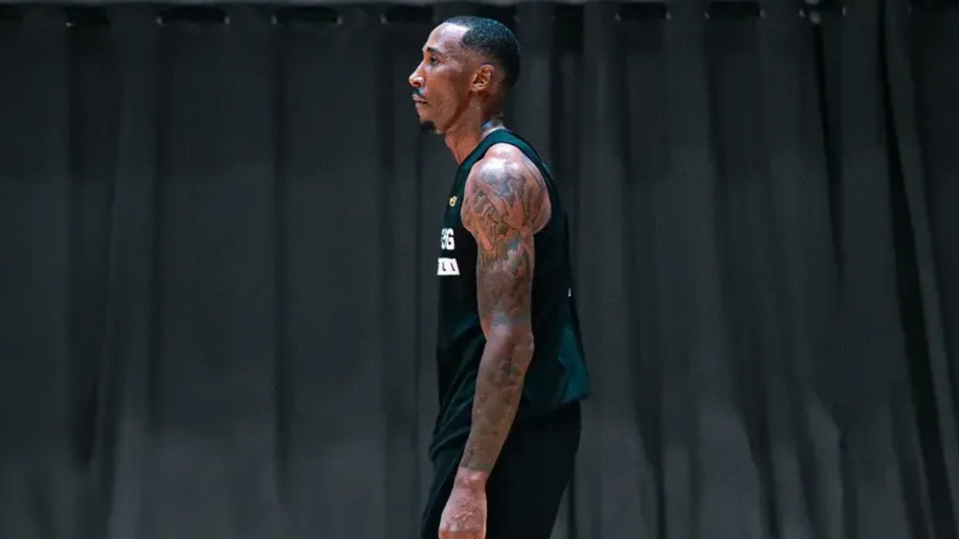 I’M BACK!: Hollis-Jefferson makes TNT return as playoffs near