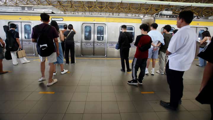 LTFRB studies proposed bus routes along LRT-2 corridor
