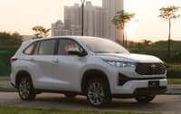 Toyota offers cash discounts of up to P230,000 this October