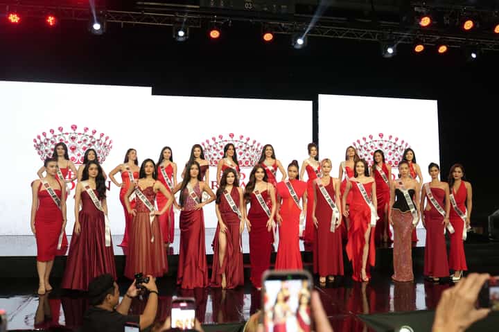 Michelle Dee embraces dark side of pageantry