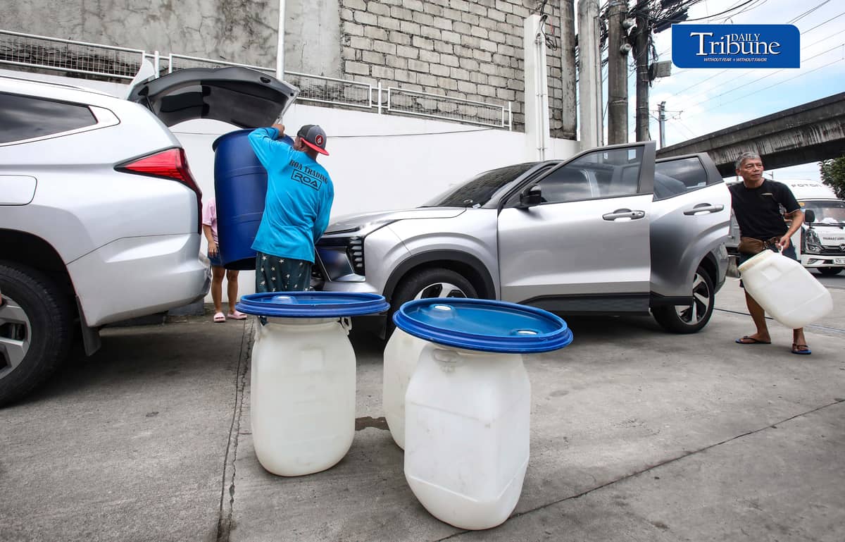(October 13 2026) A Vendor tends customers buying water storage drums along Marcos Highway in Marikina City on Tuesday October 13 2026. In response to the President Ferdinand  Marcos Jr. call that the public have to buy pail or water storage drums and collect rainwater as a practical preparation for the expected Super El Niño in the country. According to the President, the government will teach the public how to purify the collected rainwater and will also distribute the necessary water filters. Photo/Analy Labor