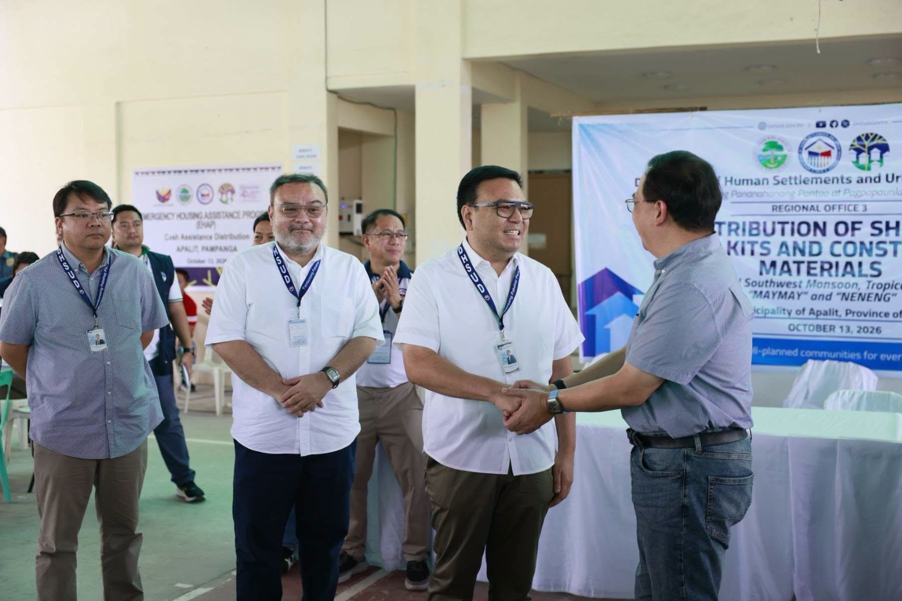 DHSUD, NHA distribute repair kits to Pampanga flood victims