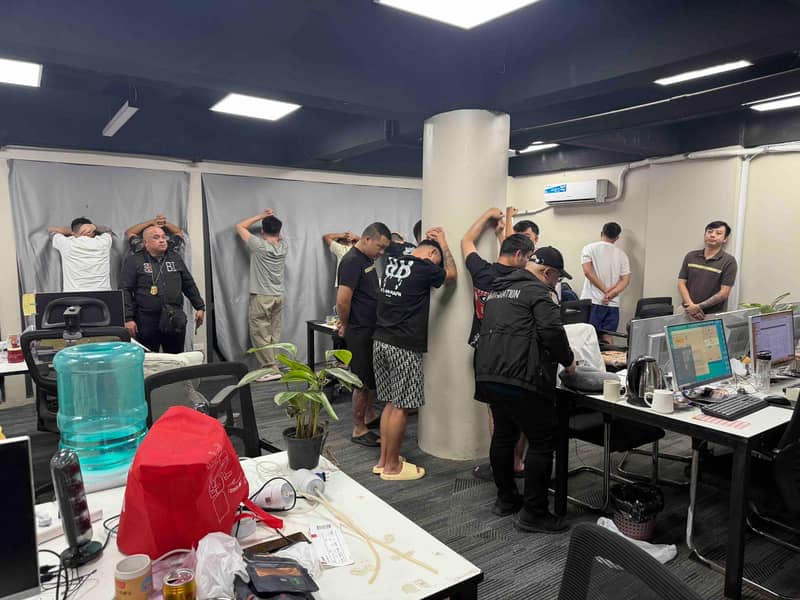 AFP, BI nab 76 foreigners in Cubao POGO raid