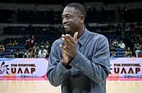 FORMER NBA superstar Dwyane Wade dazzles the crowd during his visit to the Smart Araneta Coliseum to watch the UST-FEU clash in the UAAP Season 89 men’s basketball tournament.