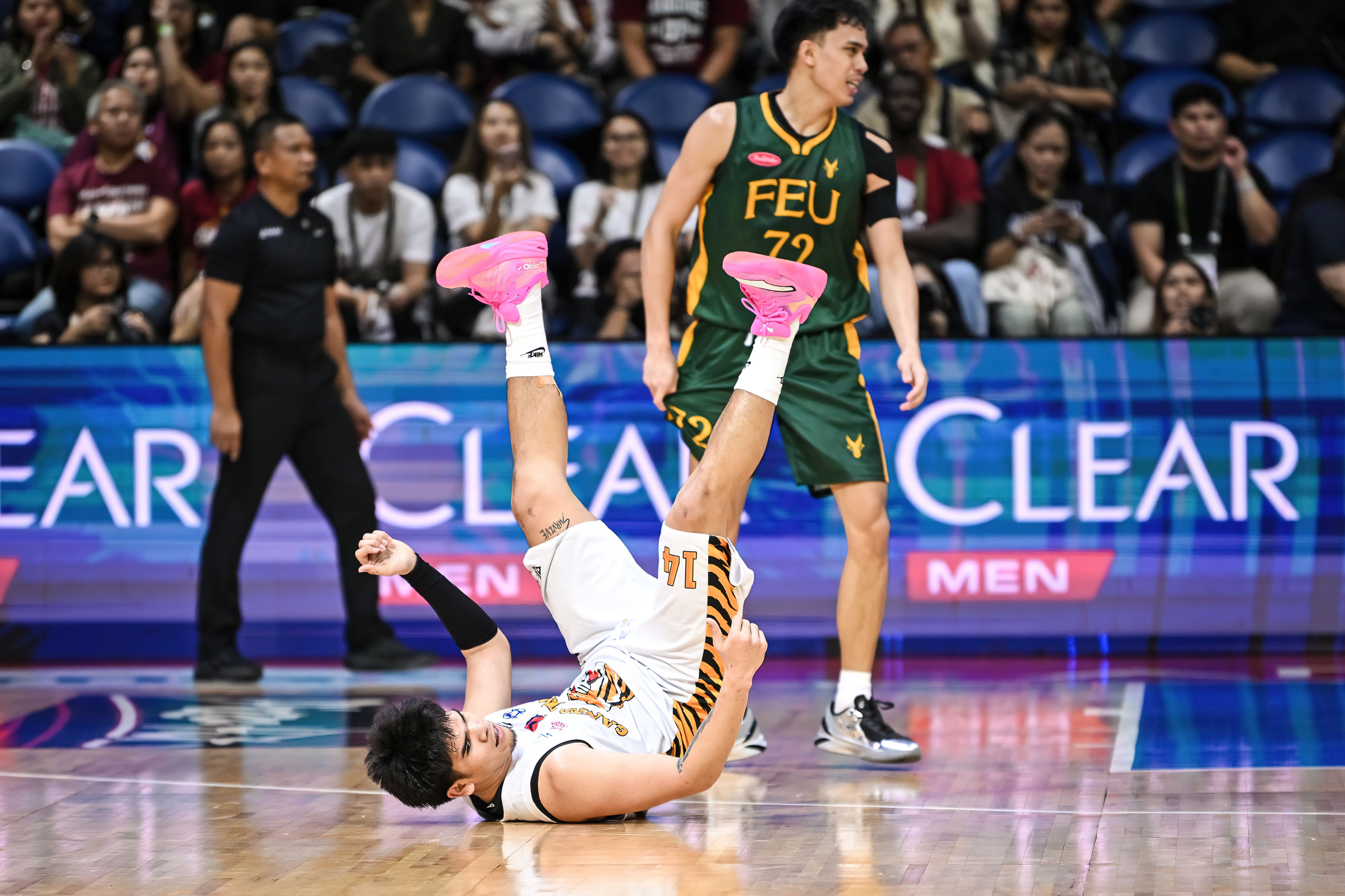FLIPPING THE SCRIPT: Tigers send Tamaraws crashing; UP survives scare