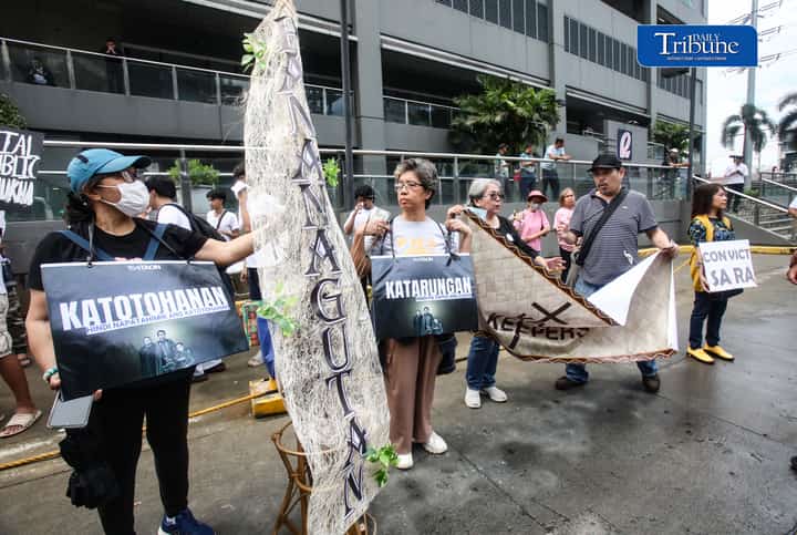 Youth rally against the OVP