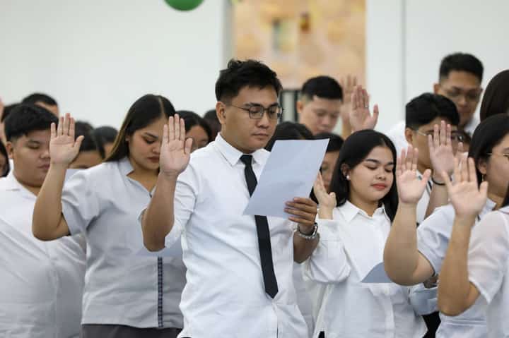 DepEd fills half of 10,000 counselor posts amid school mental health gaps