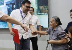 6 homeowners groups receive land titles under 4PH
