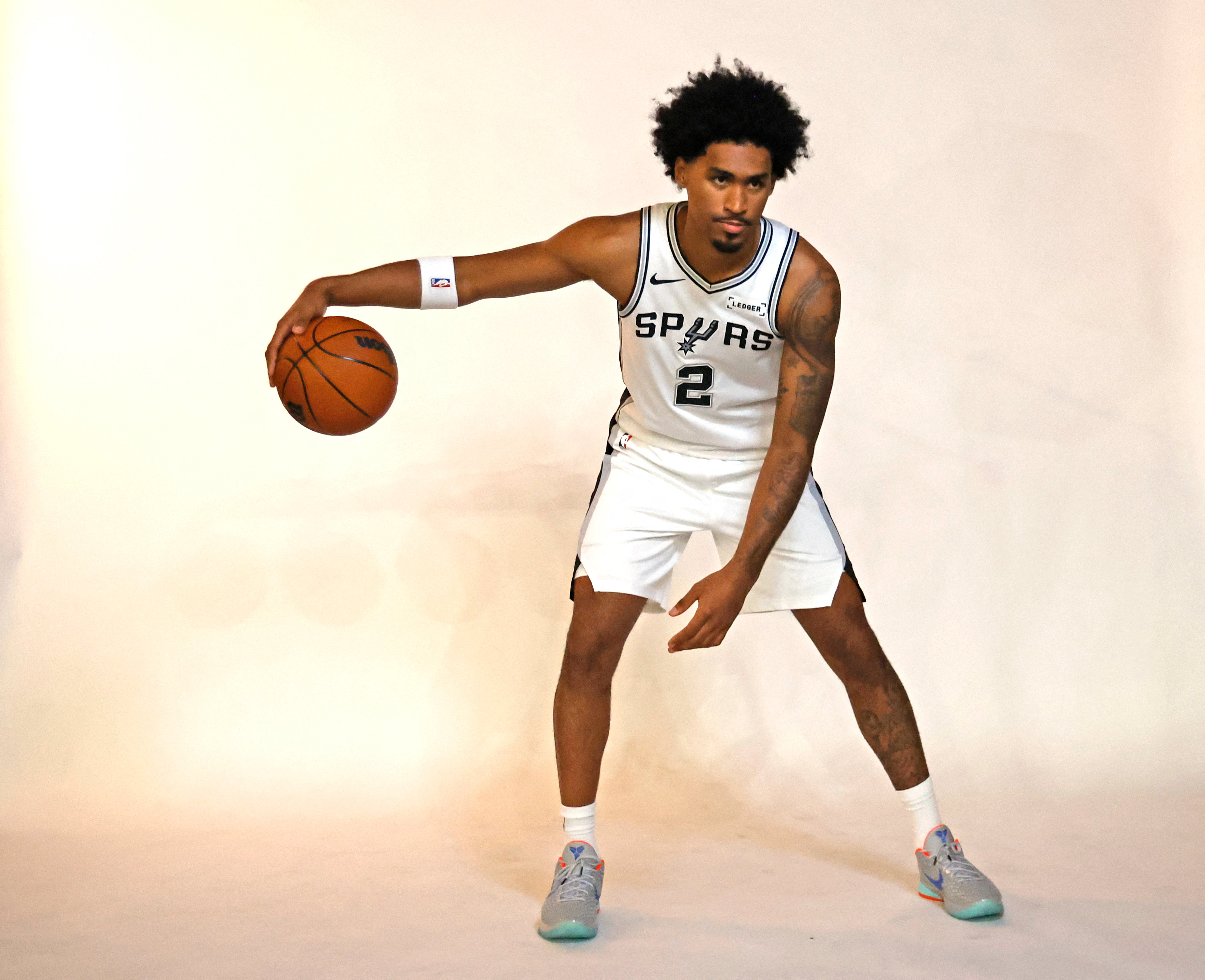 Harper, Spurs favored to win it all