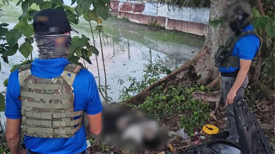 Dawlah commander, 3 men killed
