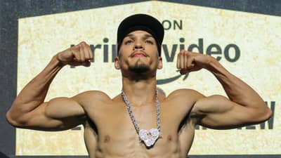 Figueroa loses title at weigh-in