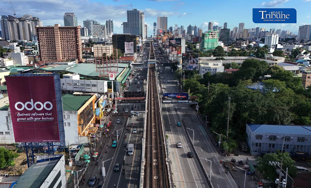 (October 17 2026) Motorists ply freely along Edsa North and Southbound on Saturday 17 2026. The Department of Public Works and Highways (DPWH) has resumed the second phase of the EDSA rehabilitation project starting October 16, 2026, covering the southbound portion from Monumento to Balintawak, the 24/7 southbound works span sections from Balintawak to Monumento starting October 16 with breaking and hauling, followed by base prep and concrete pouring by October 17, and finishing with curing and sealing from October 18. Photo/Analy Labor