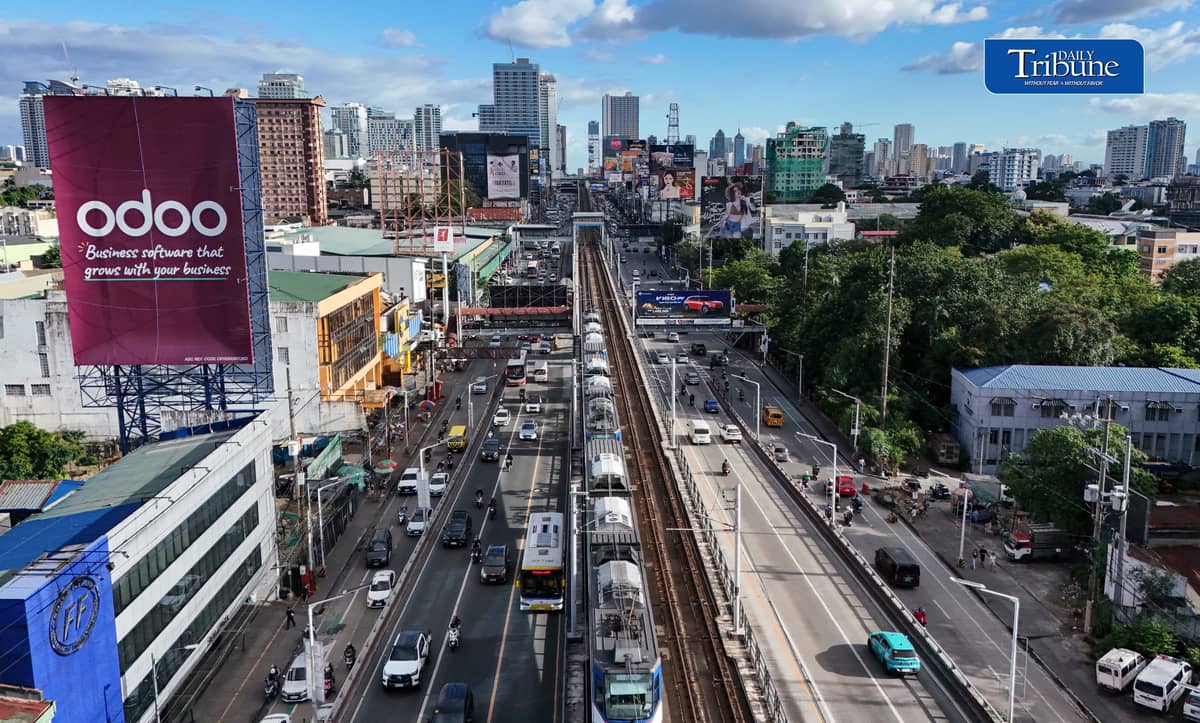 (October 17 2026) Motorists ply freely along Edsa North and Southbound on Saturday 17 2026. The Department of Public Works and Highways (DPWH) has resumed the second phase of the EDSA rehabilitation project starting October 16, 2026, covering the southbound portion from Monumento to Balintawak, the 24/7 southbound works span sections from Balintawak to Monumento starting October 16 with breaking and hauling, followed by base prep and concrete pouring by October 17, and finishing with curing and sealing from October 18. Photo/Analy Labor
