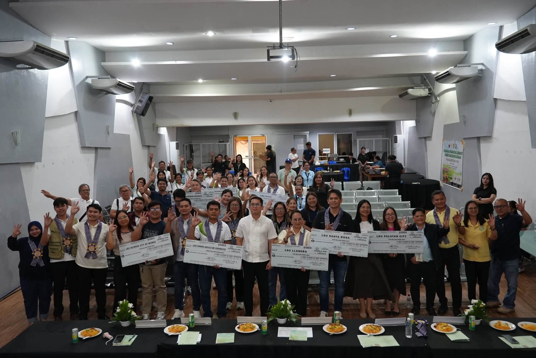 DA turns over P46.5M to Novo Ecijano farmers under Enhanced Kadiwa