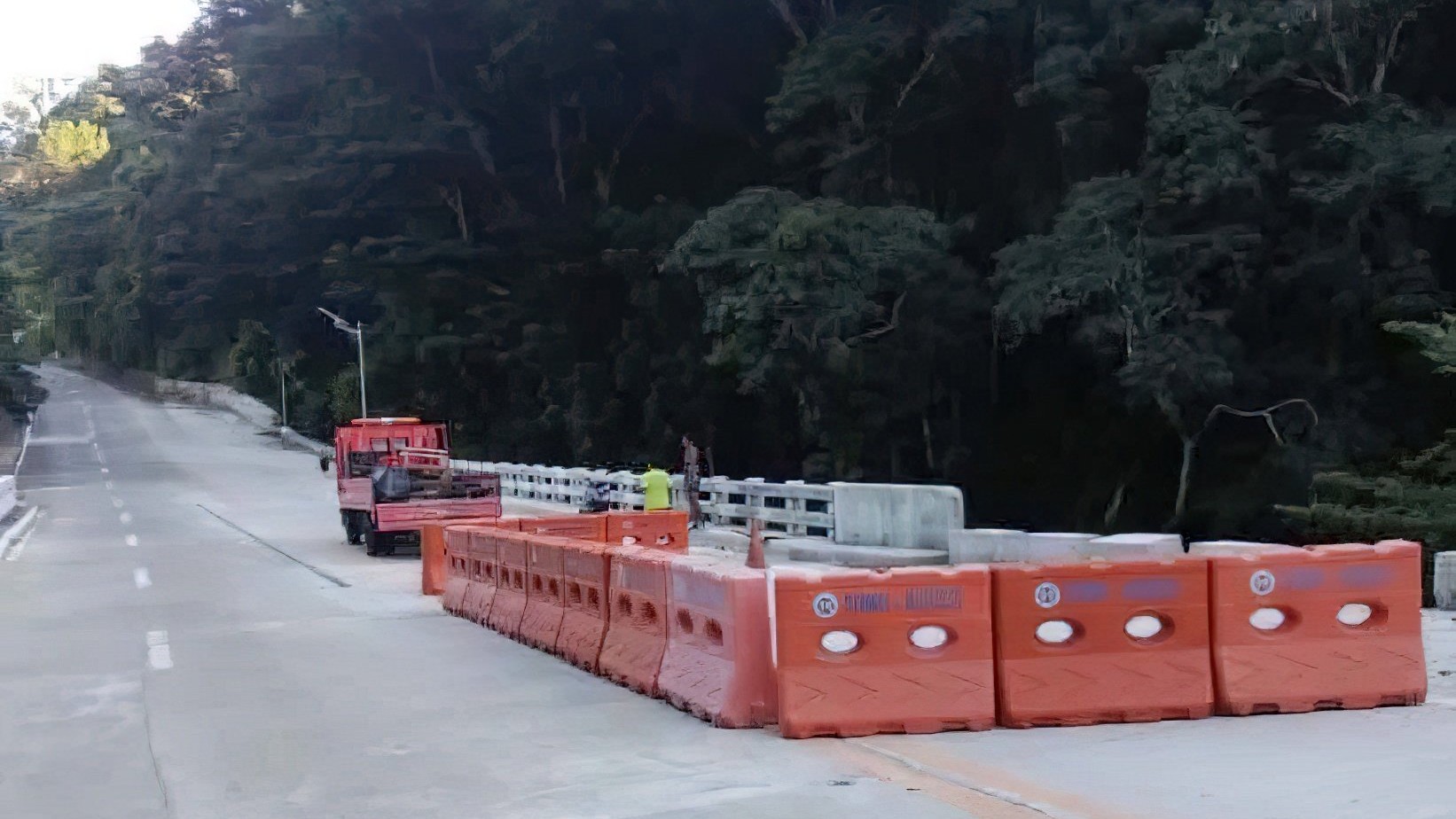 DPWH shuts damaged P23.2-M bridge section