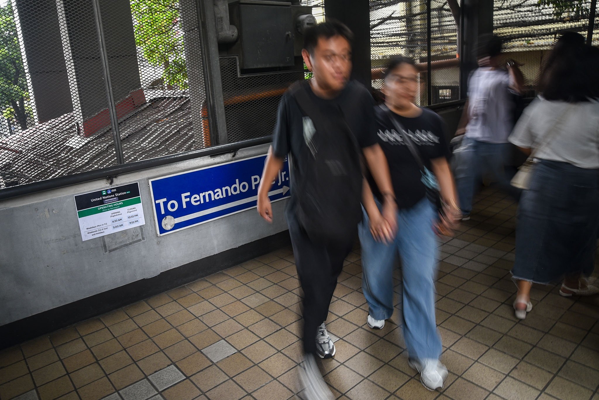 LRT-1 EXTENDS OPERATING HOURS