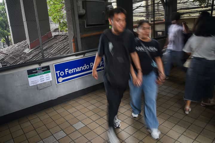 LRT-1 EXTENDS OPERATING HOURS
