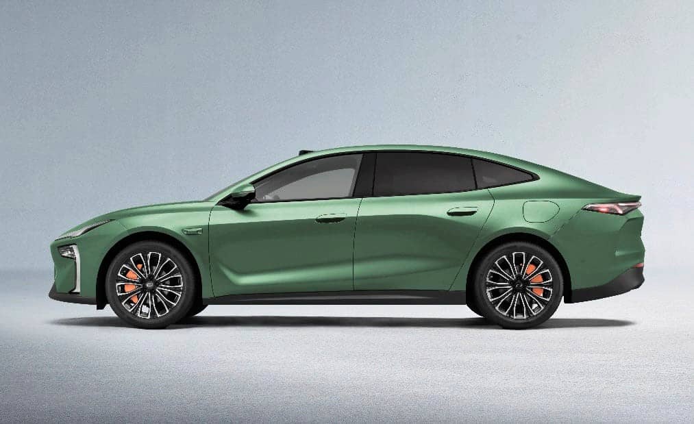 FLAGSHIP JOYEE N09 coupe will be available with fully electric and range-extended powertrains, along with an 800-volt electrical architecture and ultra-fast charging capability.